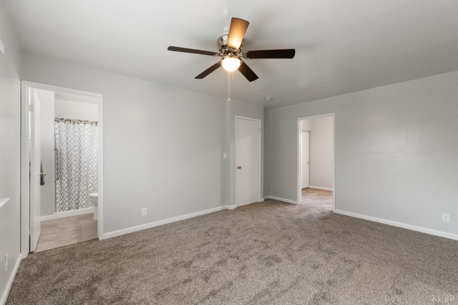 4142 W Cambridge Ave, Visalia, CA 93277