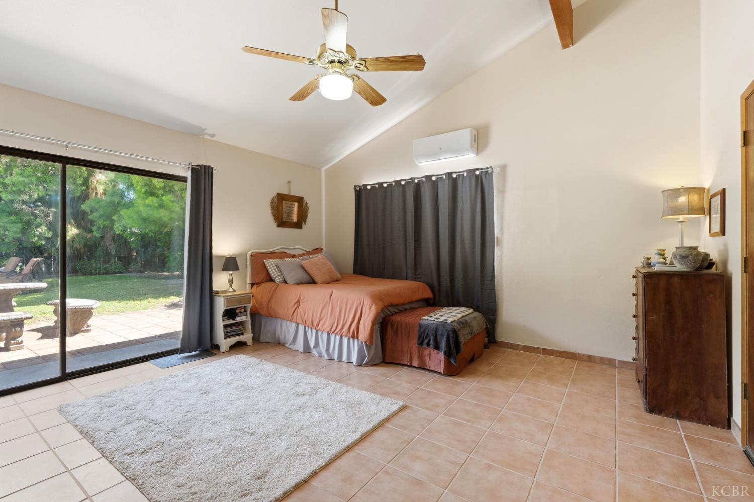 1967 Mulberry Dr, Hanford, CA 93230